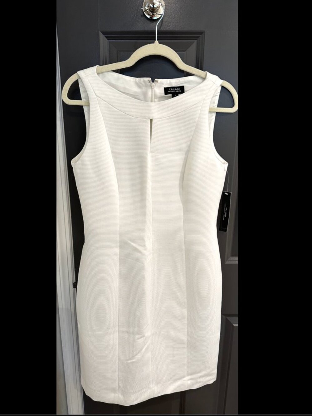 NWT Tahari Andy White Sheath Dress Size 6